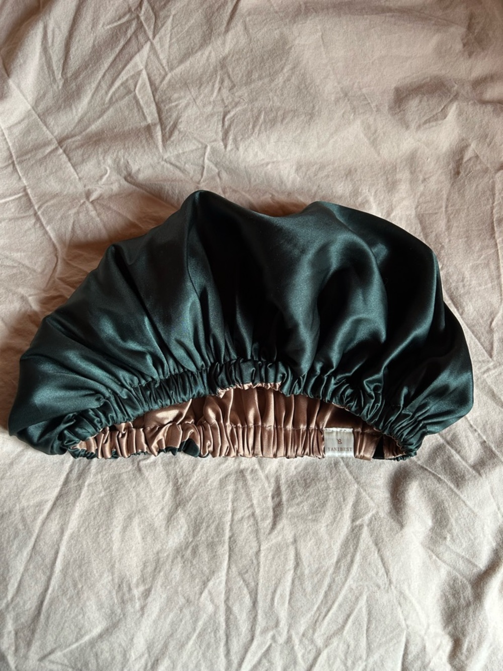 Silk satin bonnet